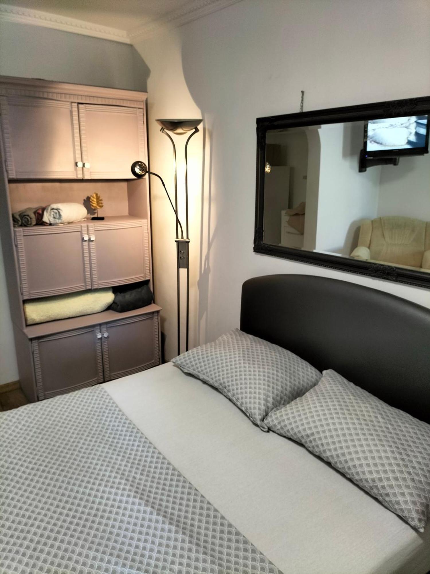 Regy Apartman Nagyvárad Kültér fotó